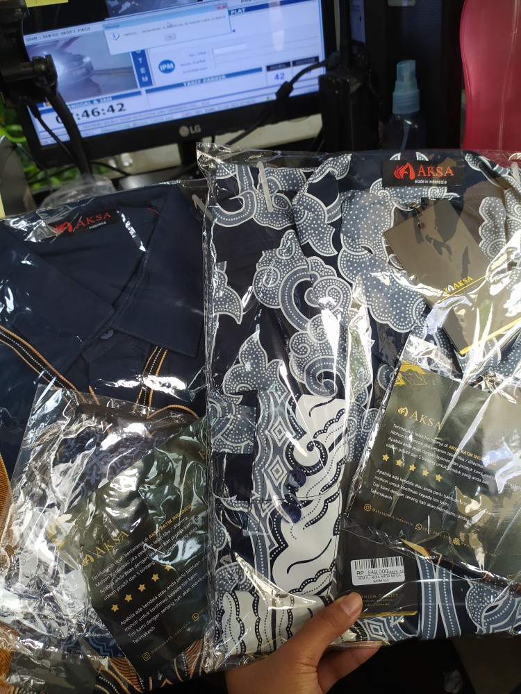 Hem Pendek Aksa Batik Melviano Gracelia