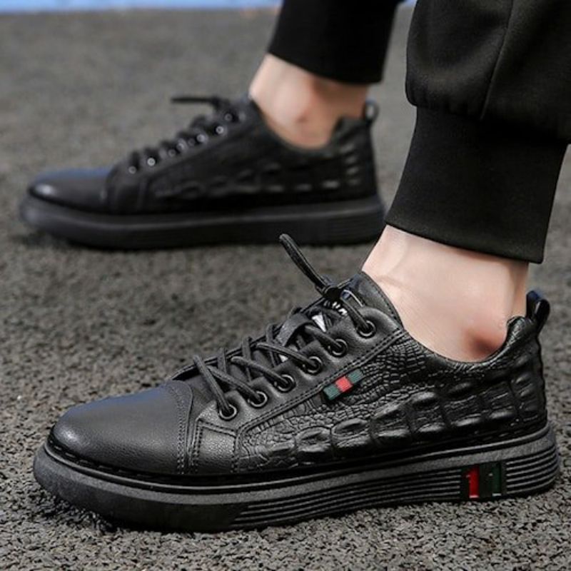 Sepatu Pria Sneakers Kasual Crocodile G-119 OutdoorsMen