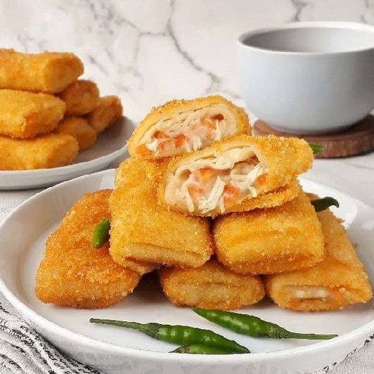 

Risoles frozen Rogut ayam sayur