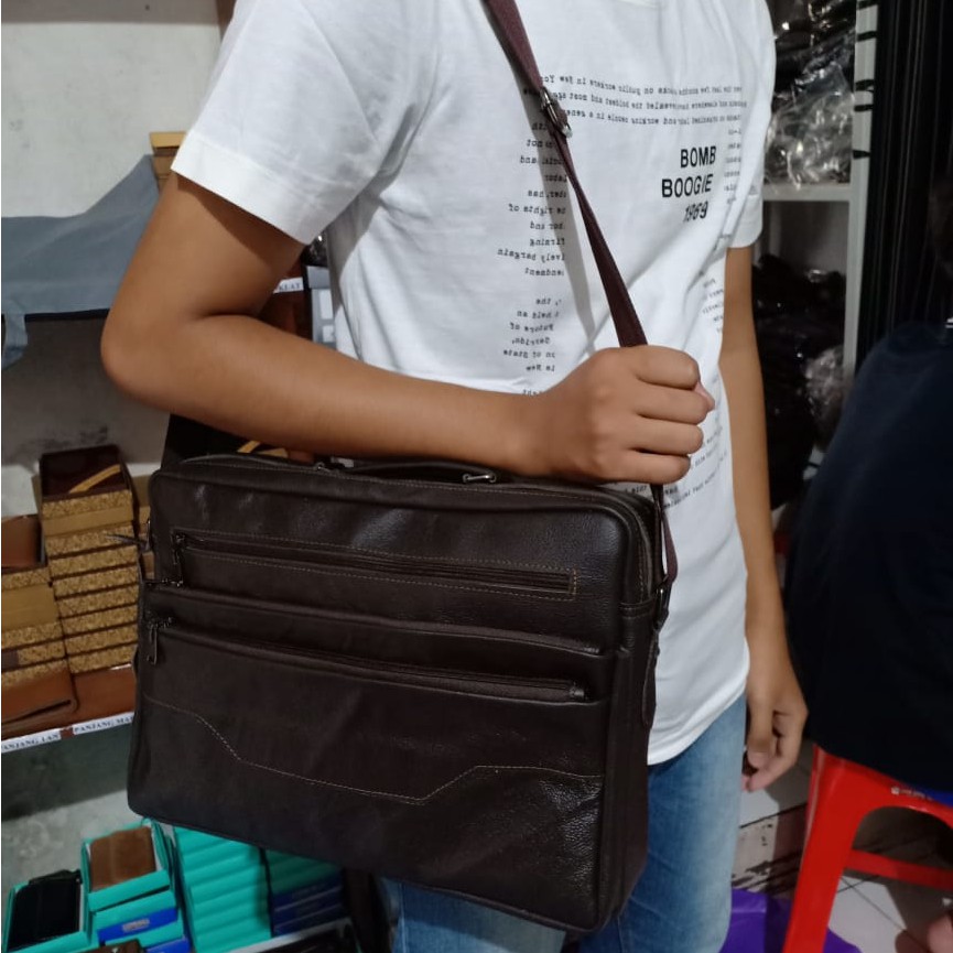 Tas Selempang Laptop Kulit  Pria / Tas Pria Motif Kulit Jeruk Asli Garut