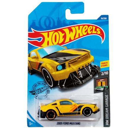 Hot Wheels 2005 Ford Mustang