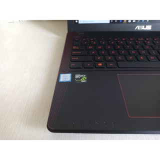 Asus X550V Baby ROG Core i7-7700HQ Nvidia GTX950 Gaming