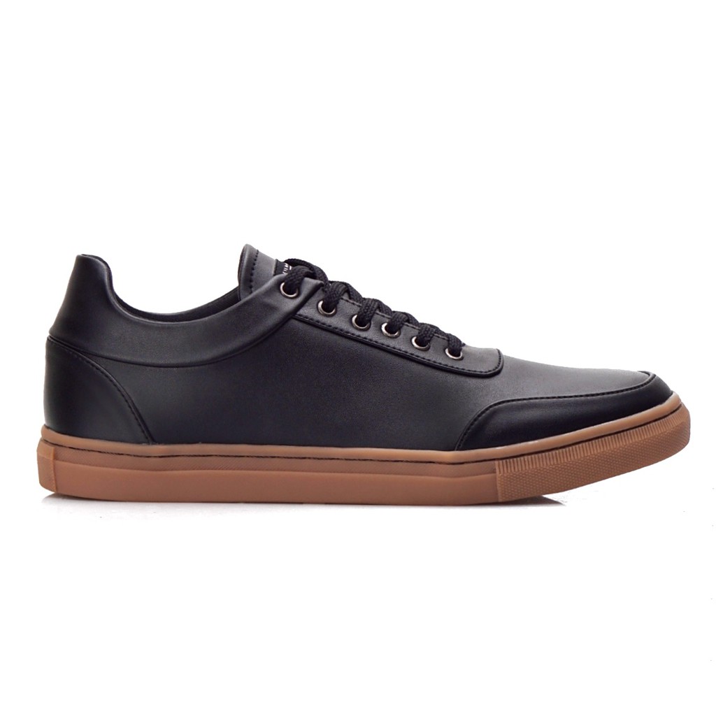 CLEV BLACK SOLID |ManNeedMe x Reyl| Sepatu Sneakers Pria Casual Shoes ORIGINAL