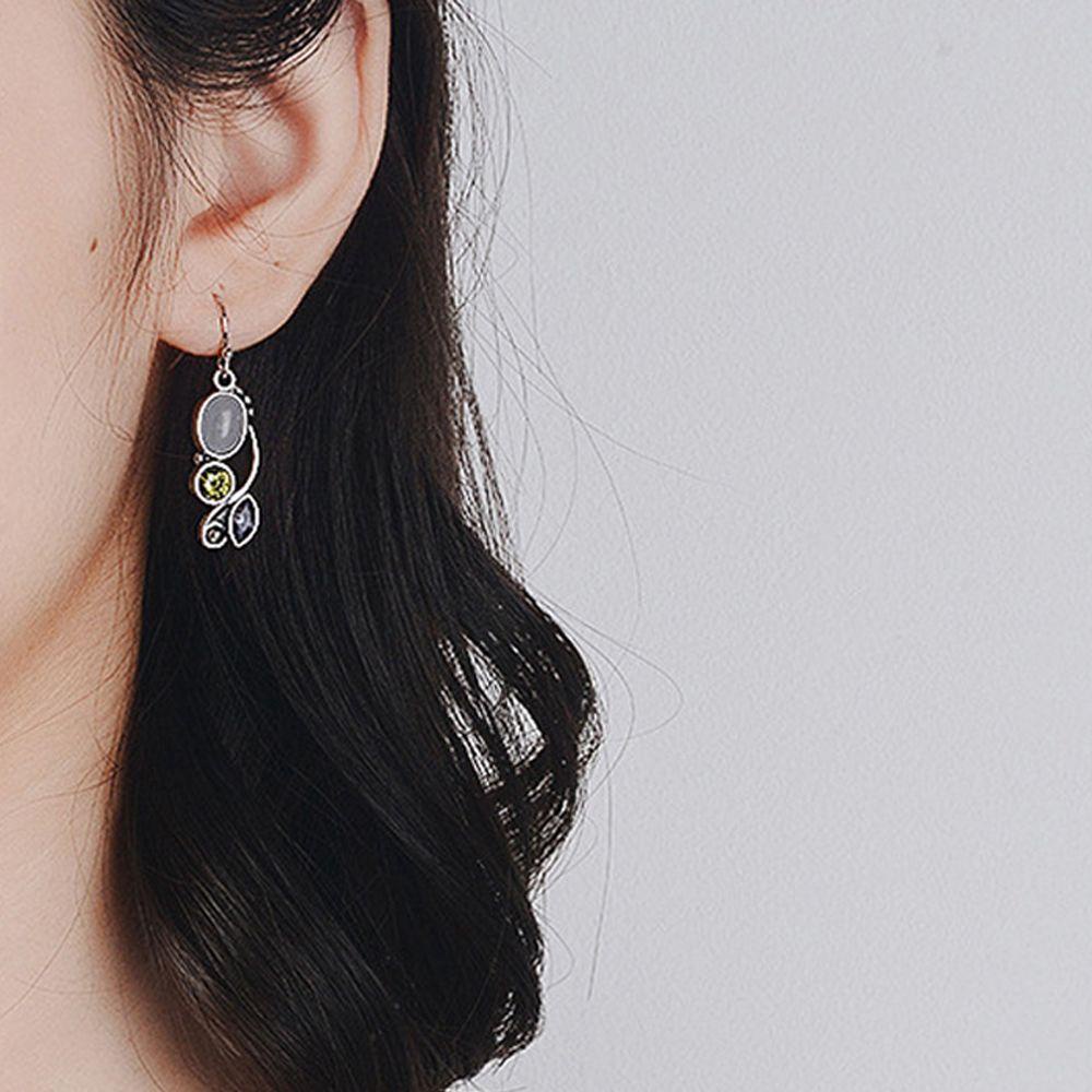 Anting LILY Moonstone Pesta Hook Juntai Peridot