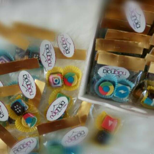 

Coklat Souvenir Gift Goodibag Ultah Hadiah Kado Karakter Anak