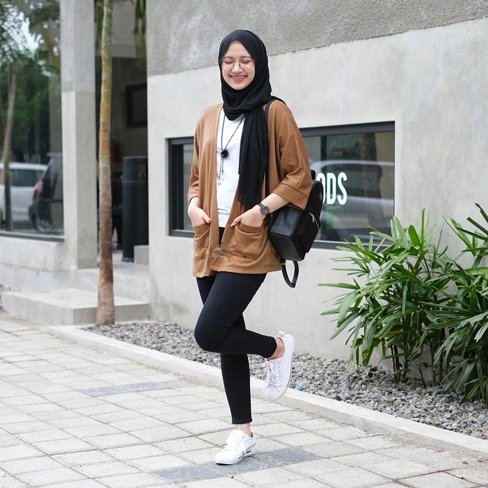 Outer Polos Kimono Loong Wanita Tanpa Kancing