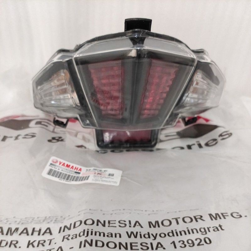 Lampu stop lamp belakang assy plus bohlam dan cop lampuYamaha Xeon RC Original 1LB-H4710-01