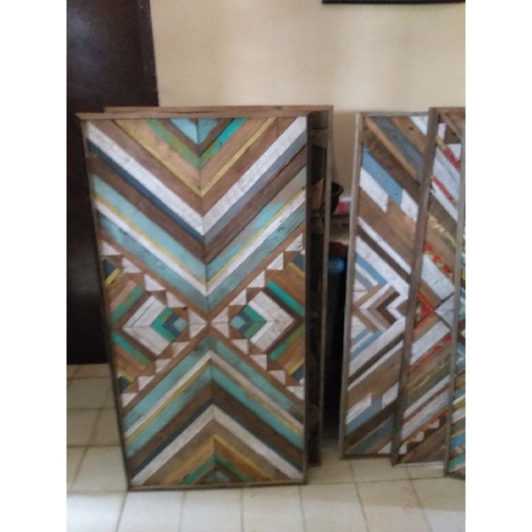 Ornamen dinding kayu jati rustic