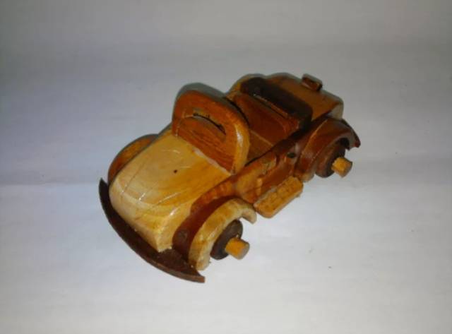 MINIATUR KAYU MOBIL VW TANPA TUTUP UKURAN 18 x 9 x 6 cm - PAJANGAN DEKORASI MURAH - SOUVENIR MURAH