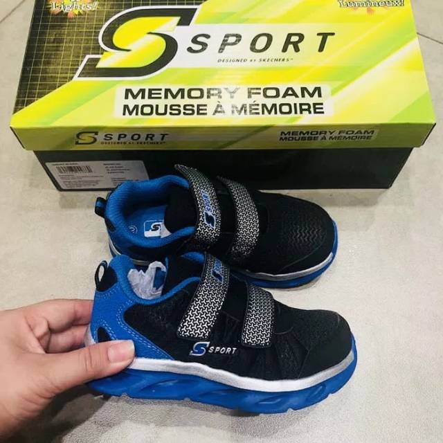 Sepatu Skechers Sport Lampu