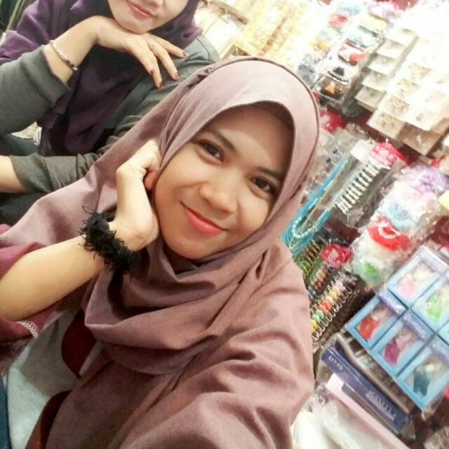 rina16_luthfiandra