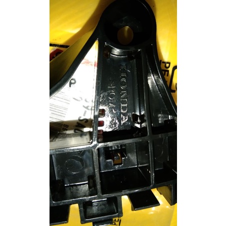 breaket bumper depan Honda jazz RS 2008-2013 kiri(LH)