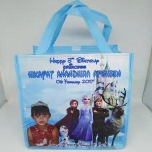 

Tas ultah custom 25x15x30