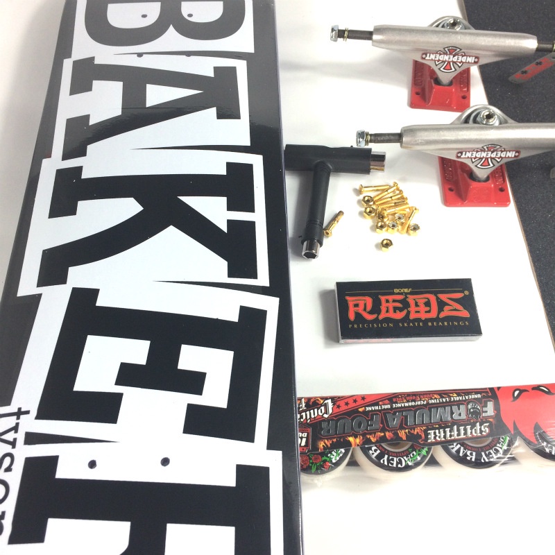 Baker 8.0 / 8.5 SKATEBOARD Roda Empat Bahan Maple Ukuran 31x8 Inch