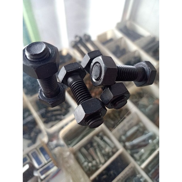 Baut Baja Asli 88 ukuran 12mm (Baut 17) panjang 6 cm
