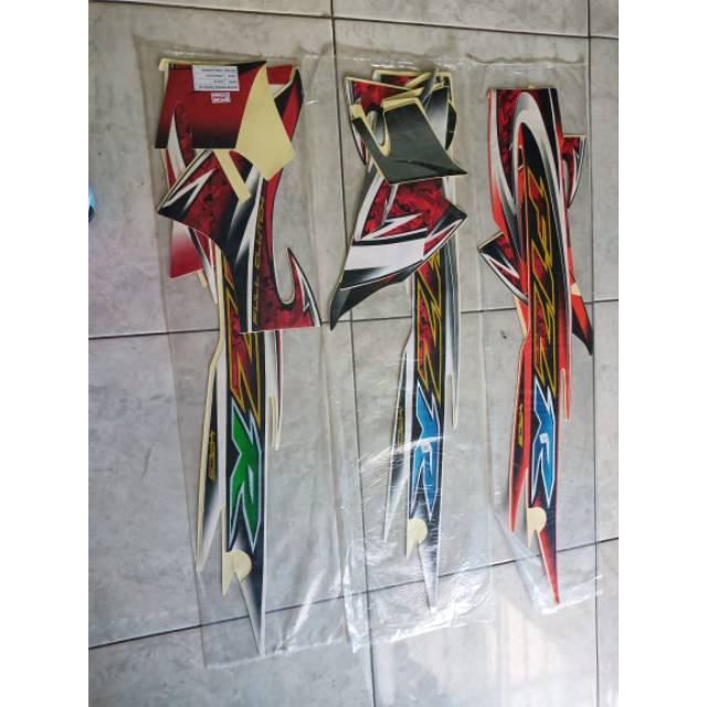 Striping stiker les list fiz r 2005