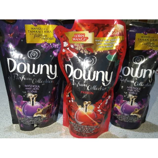 Downy parfume collection pengaharum pakaian 720ml terdapat 2 jenis varian passion dan mystique
