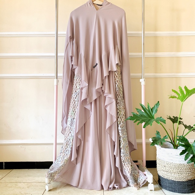 PRELOVED set syari SHIRAAZ