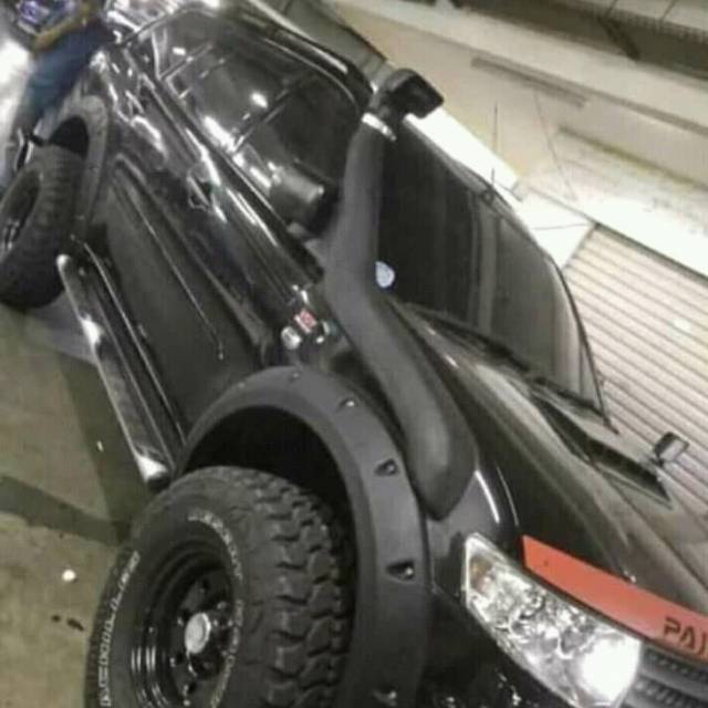 Over Fender Pajero Sport