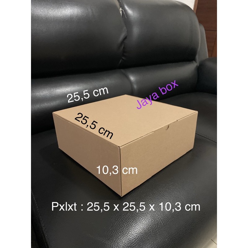 

kardus hampers / box kue / roti 25x25x10 cm