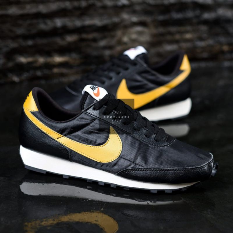 NIKE Day Break Black Yellow ORIGINAL BNWB