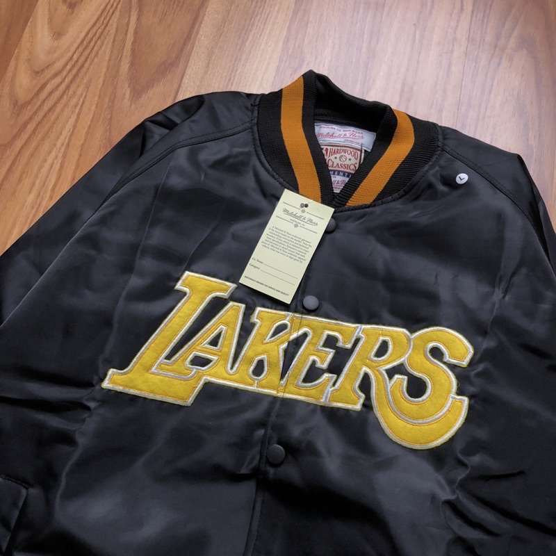 VARSITY JACKET LAKERS - TEXT GOLD HITAM FULLTAG TERMURAH