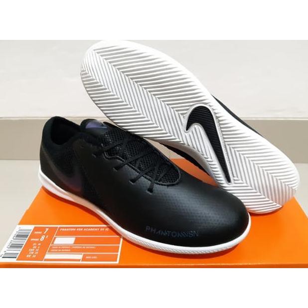 FUTSAL SHOES ORIGINAL GRADE SEPATU FUTSAL NIKE PHANTOM VSN ACADEMY DF IC BLACK LOGO HOLOGRAM