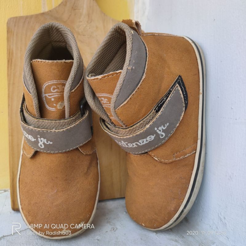 preloved sepatu boots anak