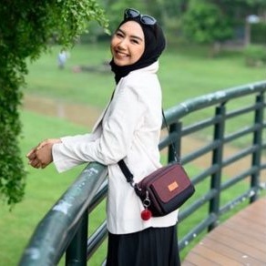 Ziana Slingbag cocok buat jalan santai ataupun tas sepeda