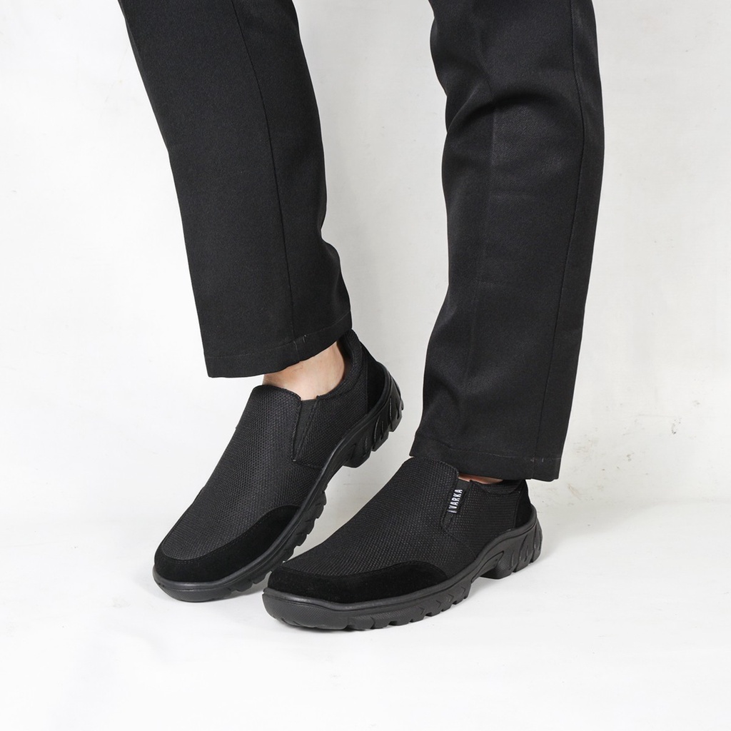 Sepatu Slip On Pria V 46312 Brand Varka Sepatu Casual Semi Kerja Kantor Kuliah Hangout Trendi Berkualitas - Hitam