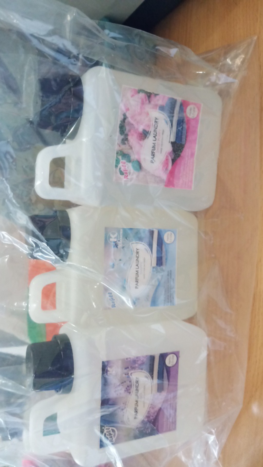 Bisa Cod | Parfum Laundry Aroma Sweet Poppy Wangi & Tahan Lama Kemasan Refil 0,5 Liter