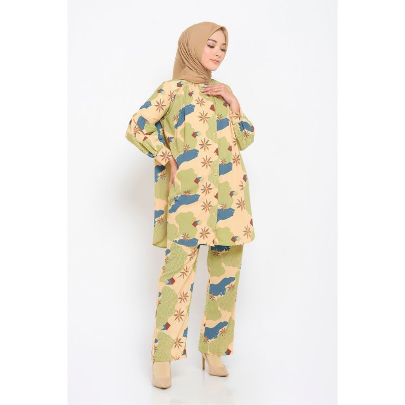 ZM Zaskia Mecca - Gaila Cream Tunik - Jelita Indonesia - Edisi Terapung