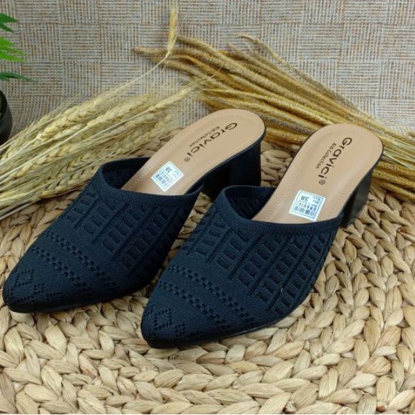 GRAVICI - Sepatu Slip On Mules Wanita Bahan Rajut Import WA 01