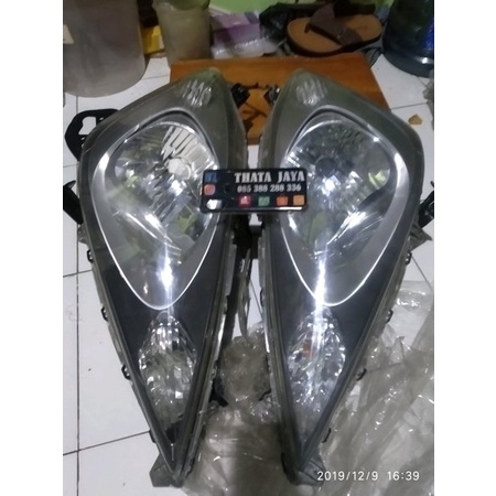 lampu depan Jazz 2010 headlamp honda jazz 2010