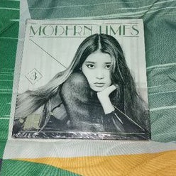 IU - Modern Times