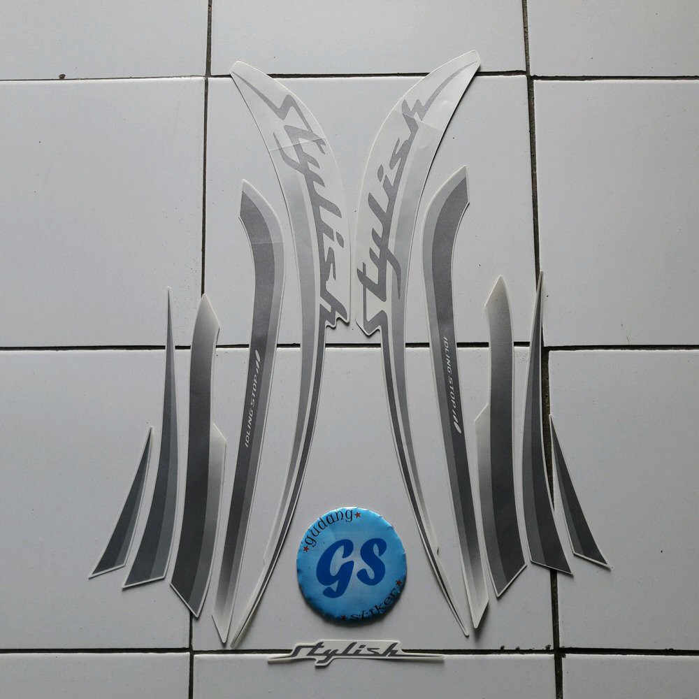 stiker motor scoopy stylish 2019 putih