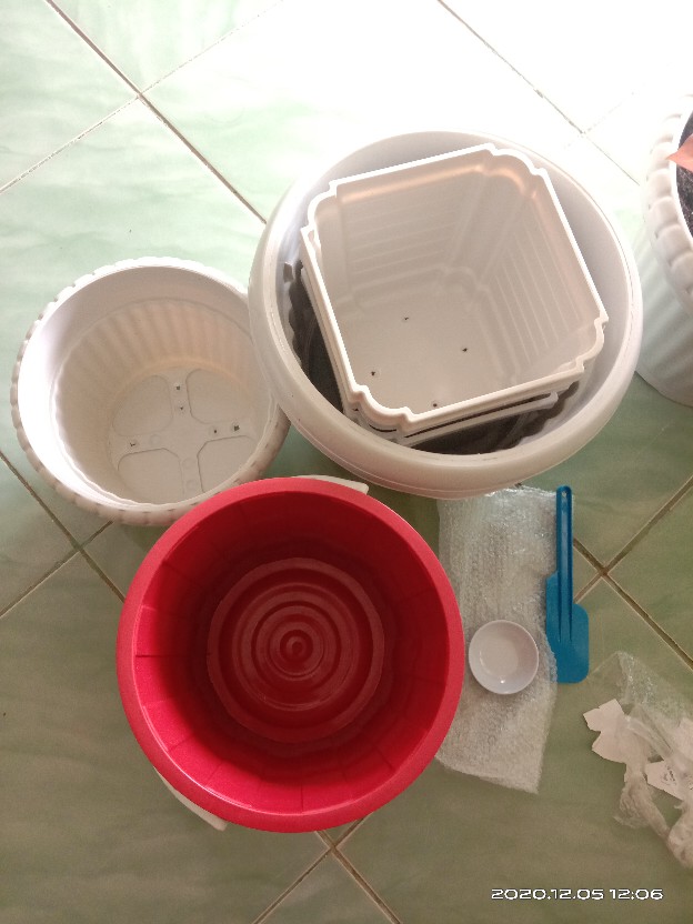 Ember / Pail 2 Gallon V 2000 Rayaco