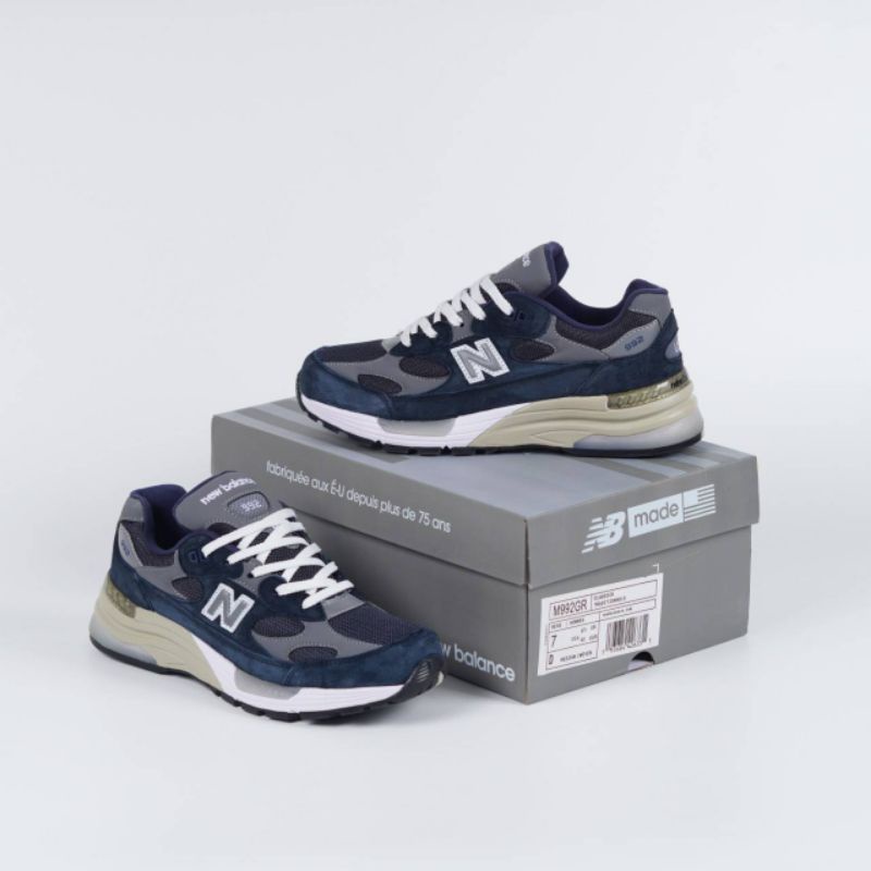 New Balance M992 Navy Grey White