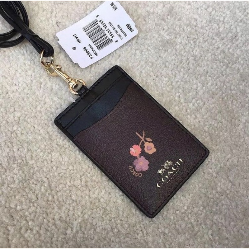 

Lanyard Co*ch / Card Holder Co*ch