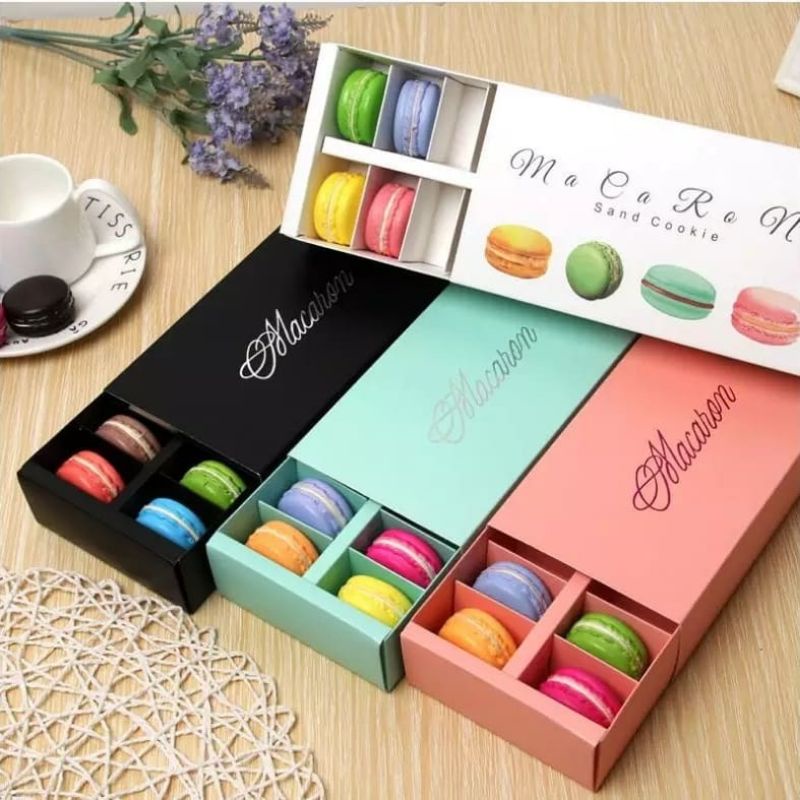 

Kotak Kue Tulisan Macaron/Box Kue Macaron