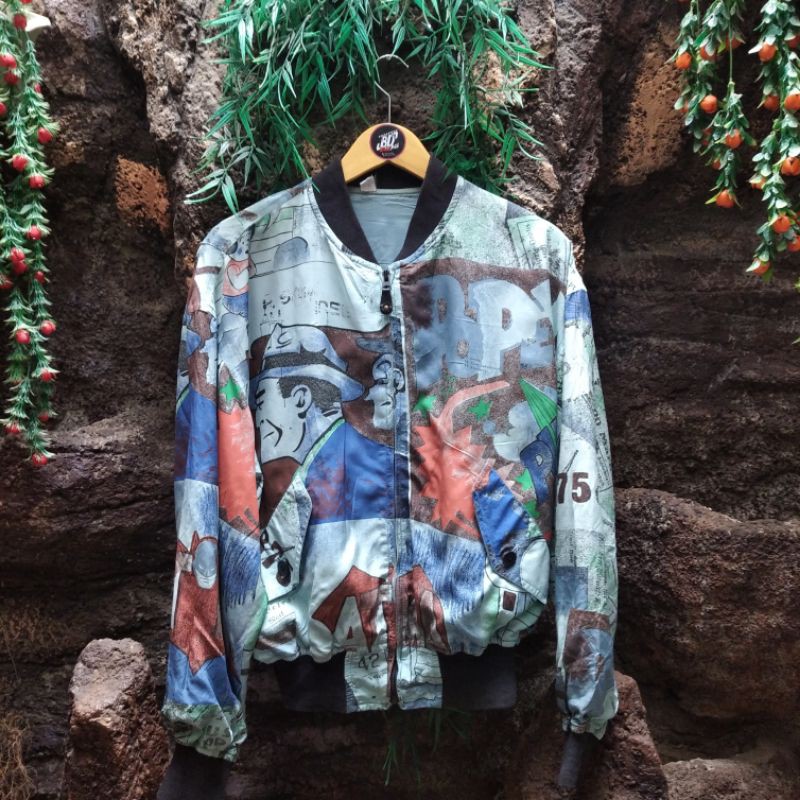 Bomber silk//silk bomber//jaket comics//comics