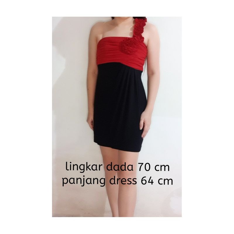 Dress Pesta Gaun Pesta Gaun Malam Preloved