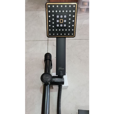 paket shower tiang stainless hitam FIORENTINO + kran cabang PROMO TERMURAH
