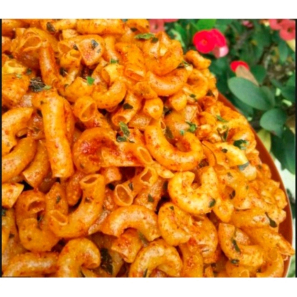 

Makaroni Bantet 250gr Makaroni Bantet Pedas Daun Jeruk