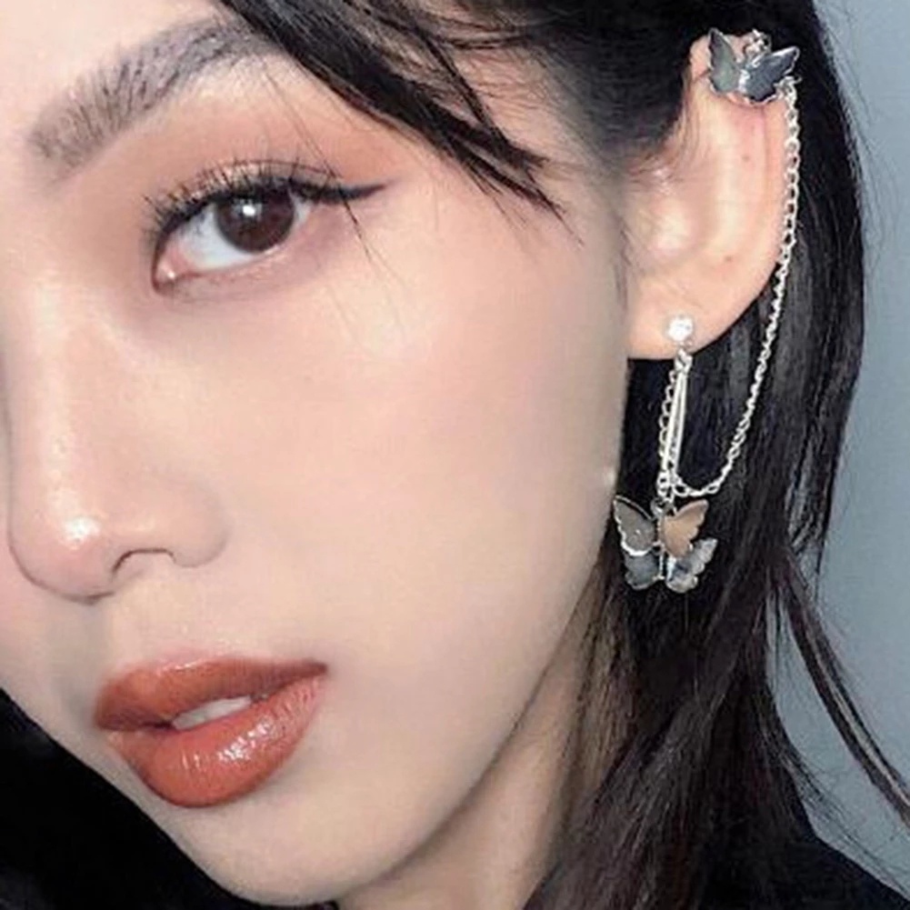 Anting Stud Kait Rantai Menjuntai Hias Liontin Kupu-Kupu Kristal Gaya Vintage Untuk Wanita