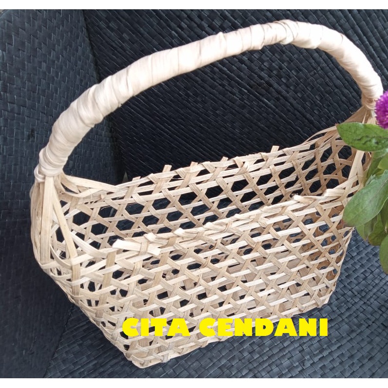 Anyaman Bambu 25x10x20 Keranjang Bingkisan Buah Parsel Botol Hampers