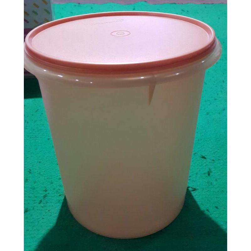 Giant canister gold