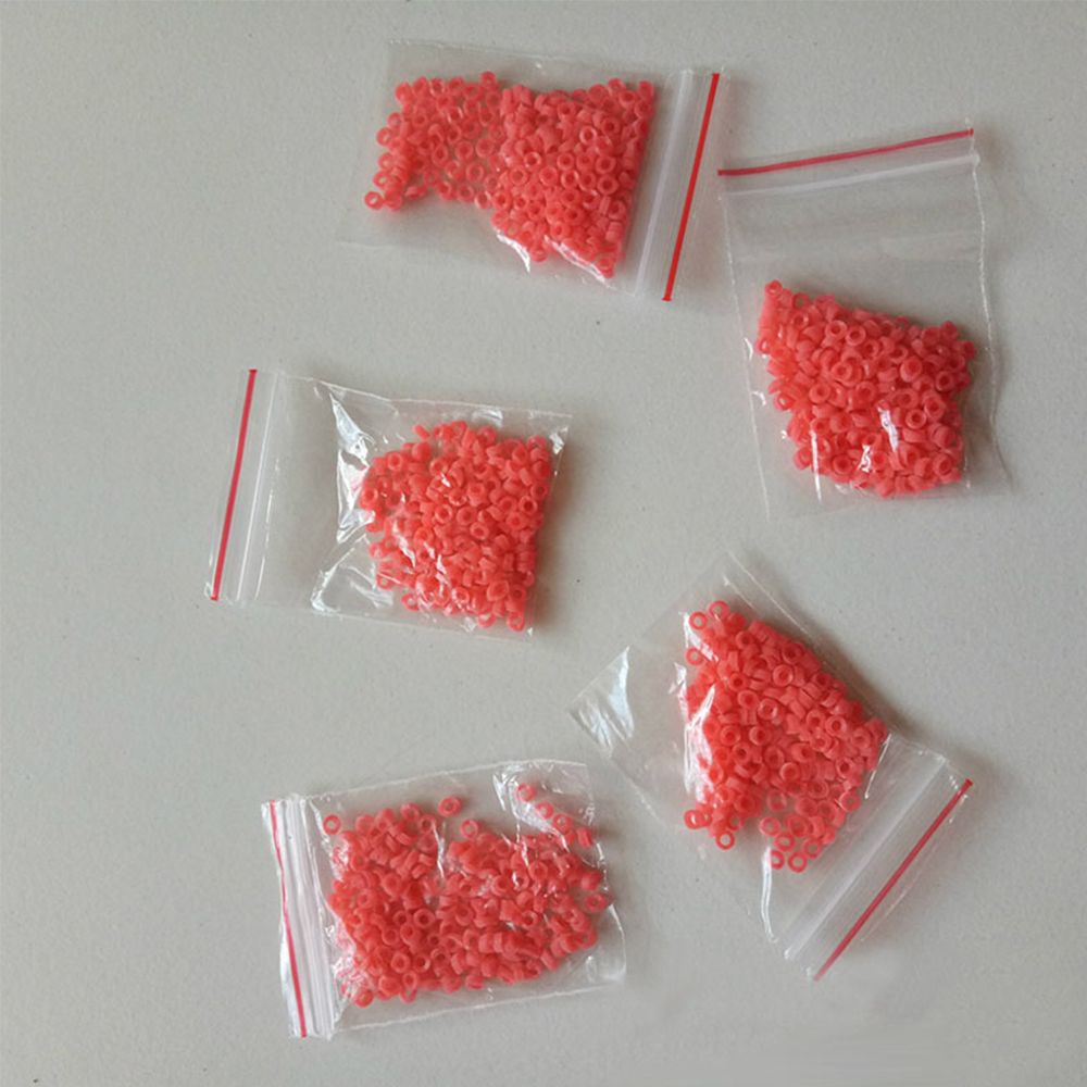 Top 2600pcs / 13 Kantong Karet Pengikat Umpan Pancing Cacing Merah Imitasi Portable Kualitas Tinggi