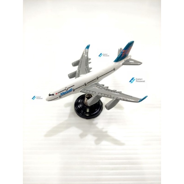 Miniatur Replika Pesawat Per Merpati Air