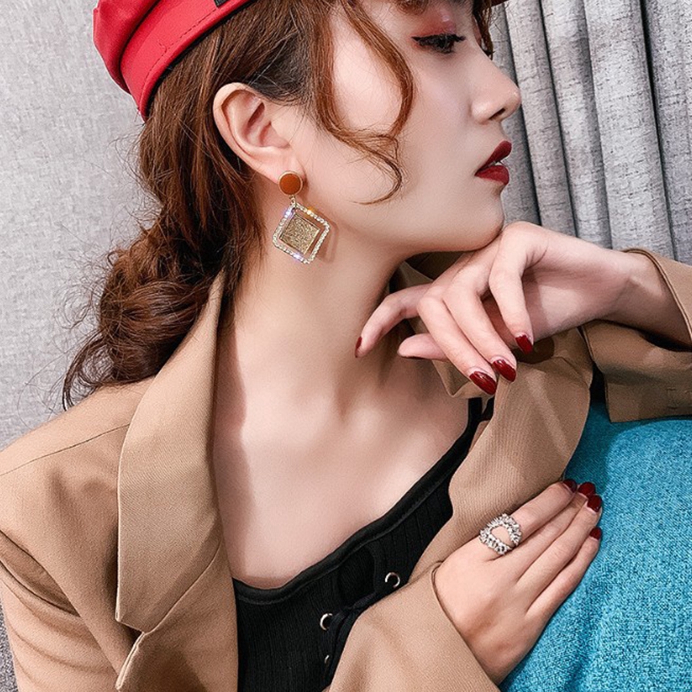 Bayar di tempat 1 Pair Alloy Geometric Frosted Bertekstur Berlian Potongan Berlian Anting-Anting Panjang Gaya-1